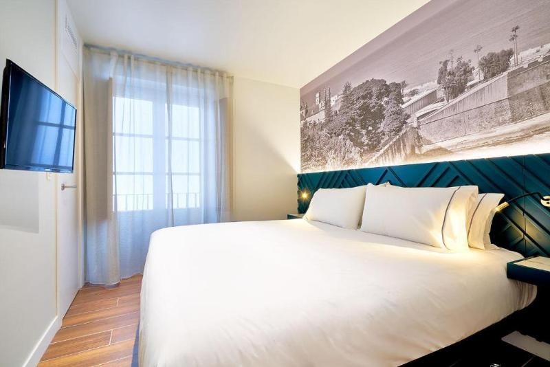Tandem Torres De Cádiz Suites 1