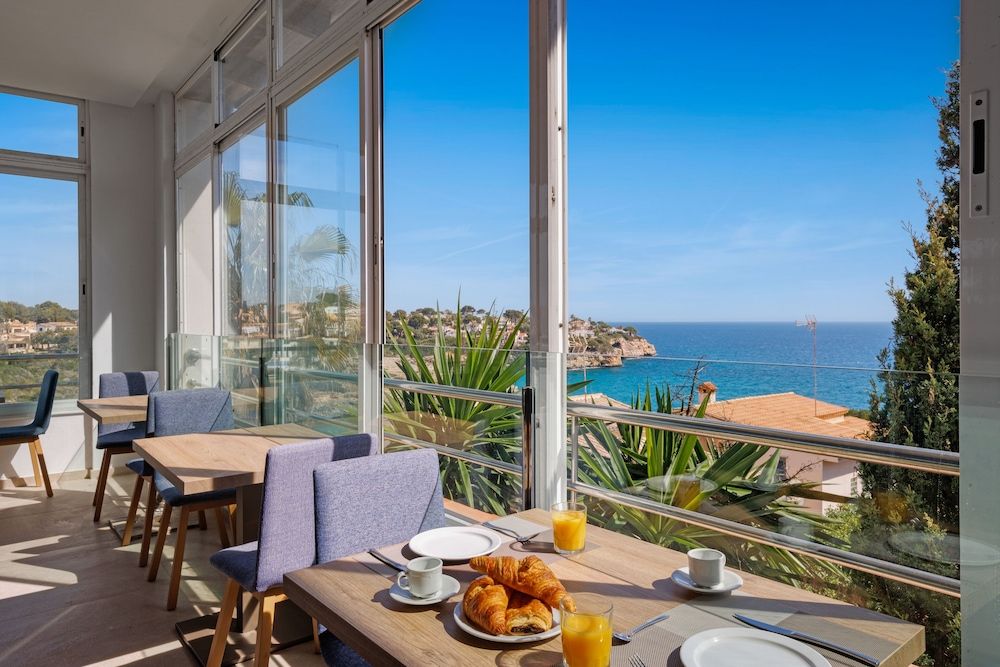 Flipflop Cala Mandía Hotel 1