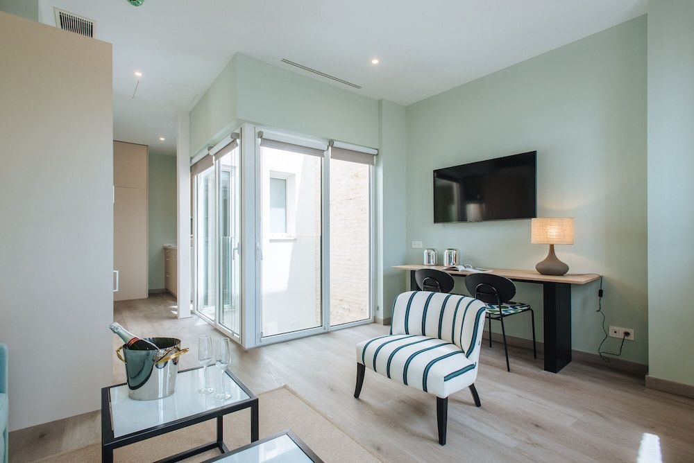 Sercotel Sevilla Guadalquivir Suites 3