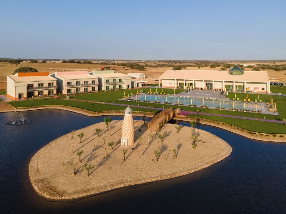 Vila Gale Nep Kids 4 estrellas en Beja