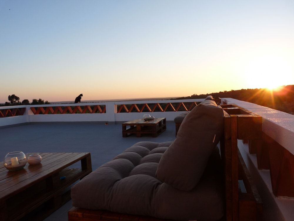 MirArte -1 estrelas em Montemor-o-Novo