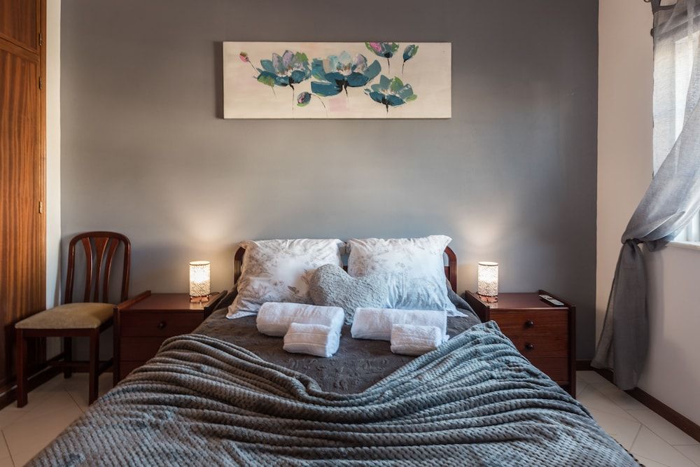 Dipti's Bed and Breakfast 2