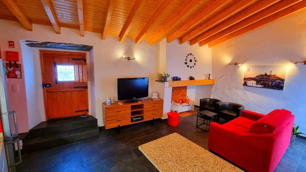 Lovely 1-bed House in Monsaraz Castle -1 estrelas em Reguengos de Monsaraz