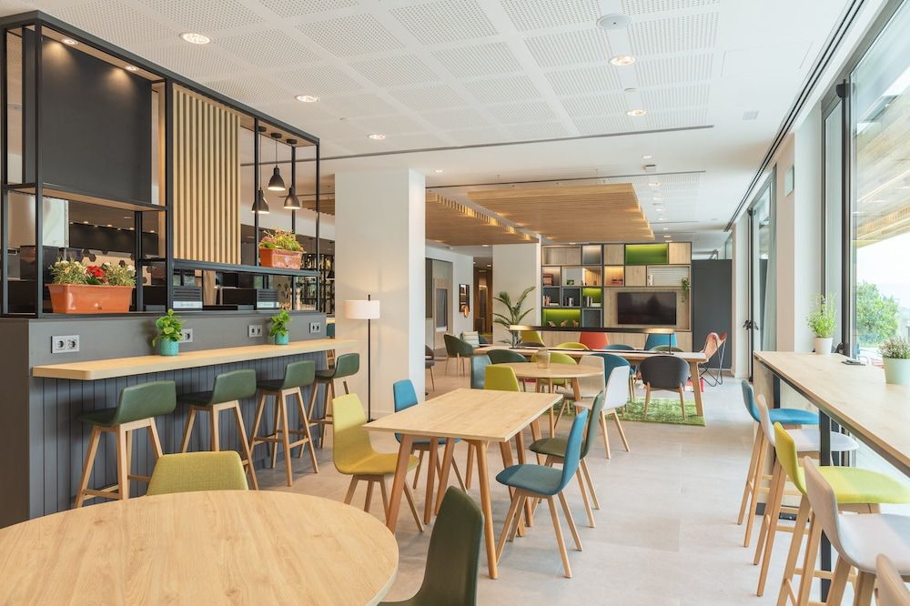 Holiday Inn Barcelona-Sant Cugat, an IHG Hotel 2