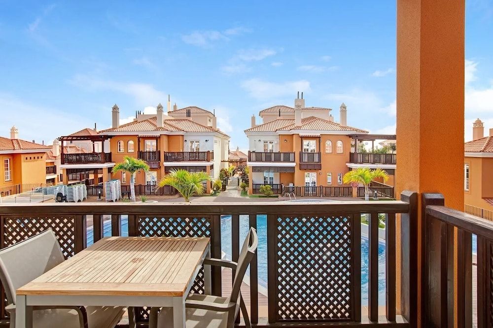 LIVVO Monte Carrera Holiday Homes 3 estrellas en Playa de Arguineguín