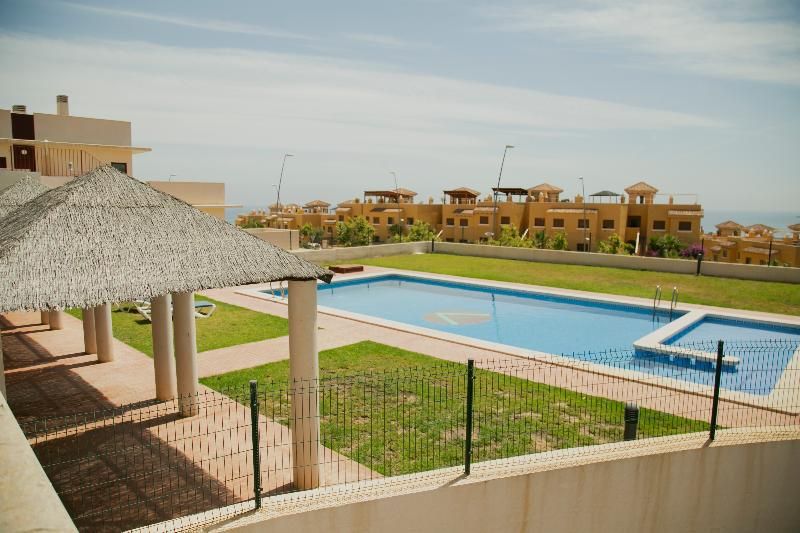 Apartamentos Be Free Isla Plana 3