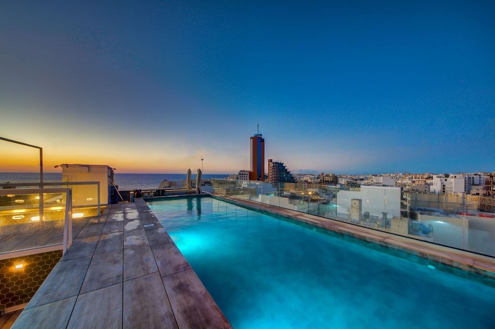 Ikyk Hotel Ik Collection 3 estrelas em St. Julian's