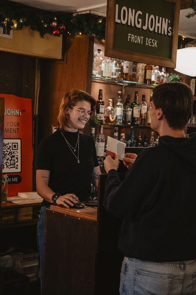 Long John’s Hotel 2