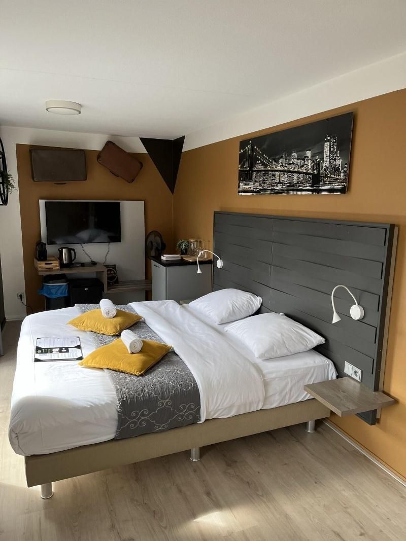 The Happy Traveler - Guesthouse Groningen 1