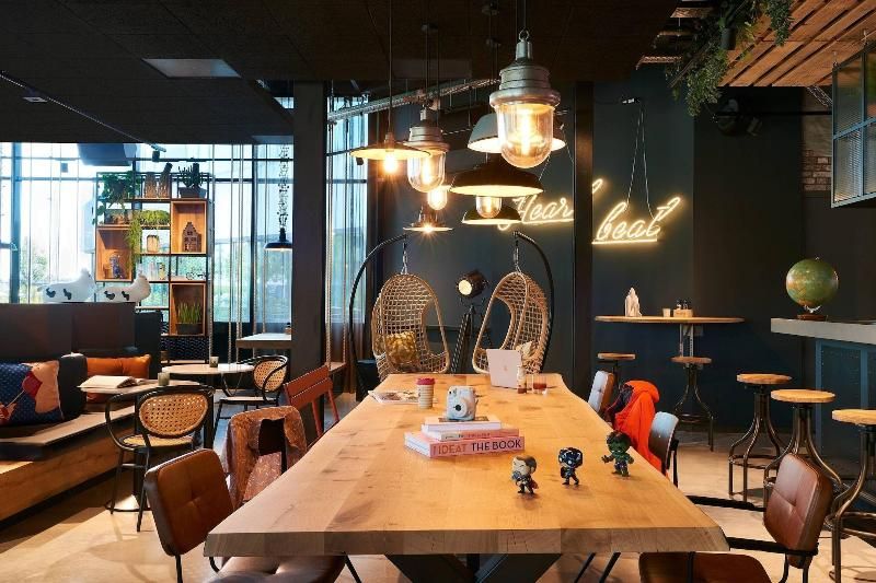 Moxy Amsterdam Schiphol Airport 4 estrelas em Hoofddorp