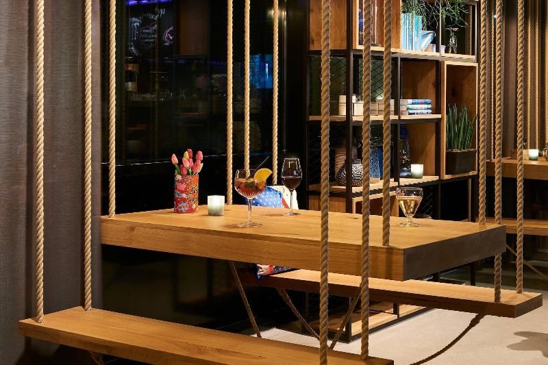 Moxy Amsterdam Schiphol Airport 2