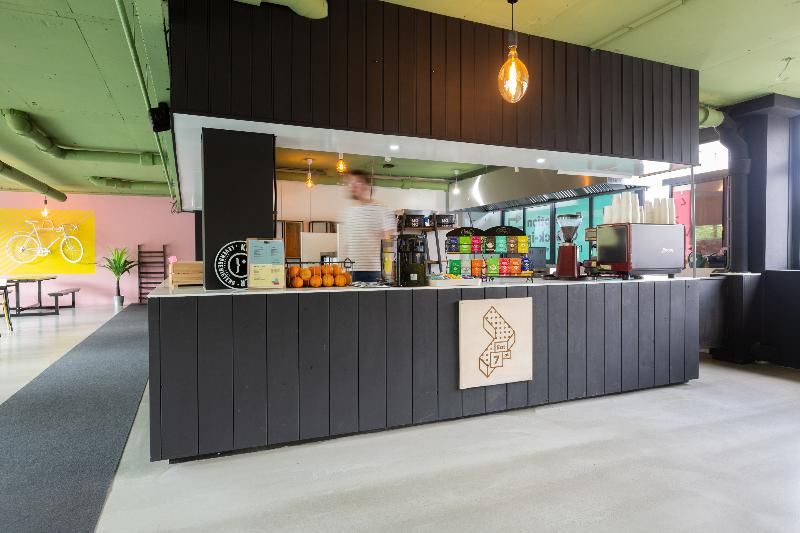 Urban Hotel The Golden Stork 2