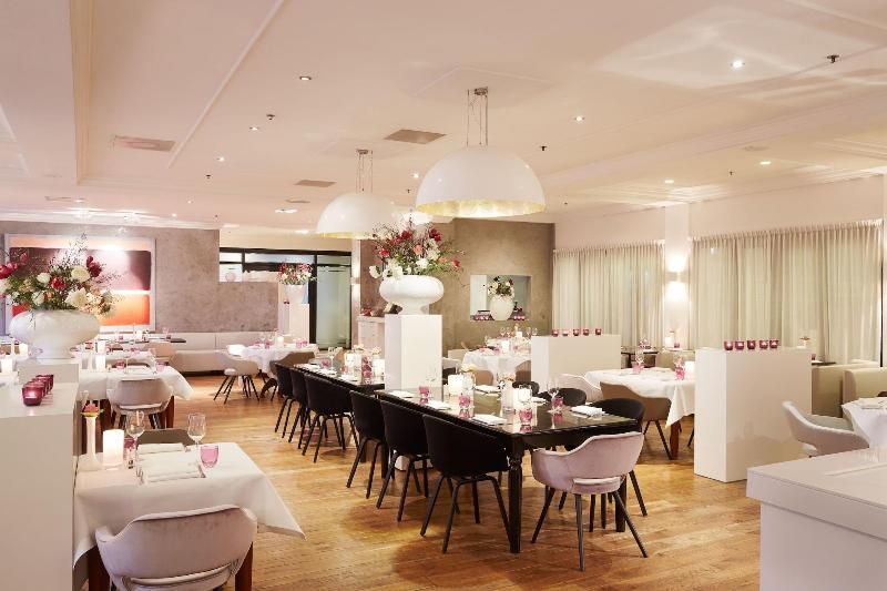 Theater 4 estrelas em Roermond