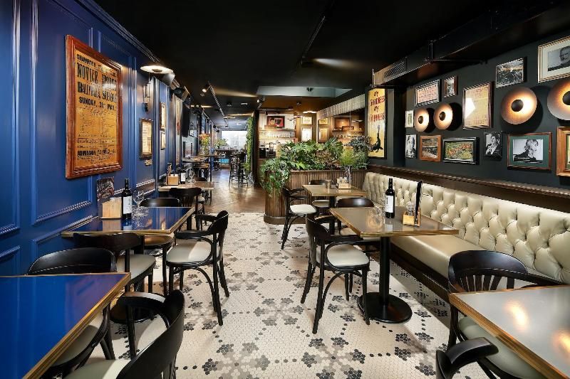 Boutique Hotel First City Den Haag 1