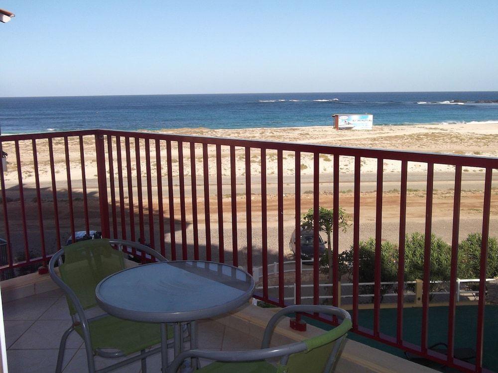 Vila Cabral 2 -1 étoiles à Sal Rei