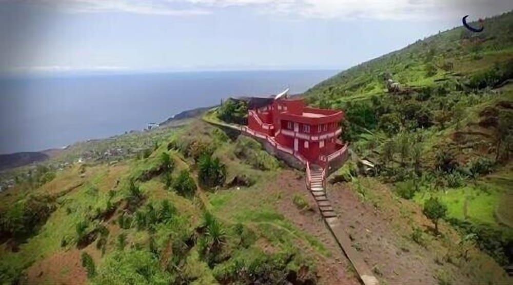 Gira Lua -1 étoiles à São Filipe