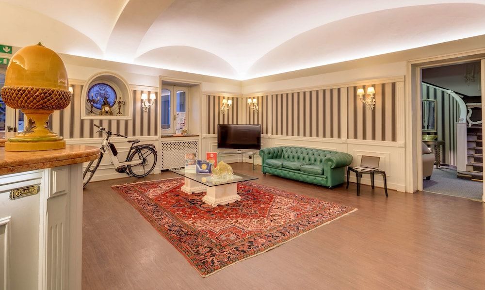 Best Western Plus Royal Superga Hotel 2