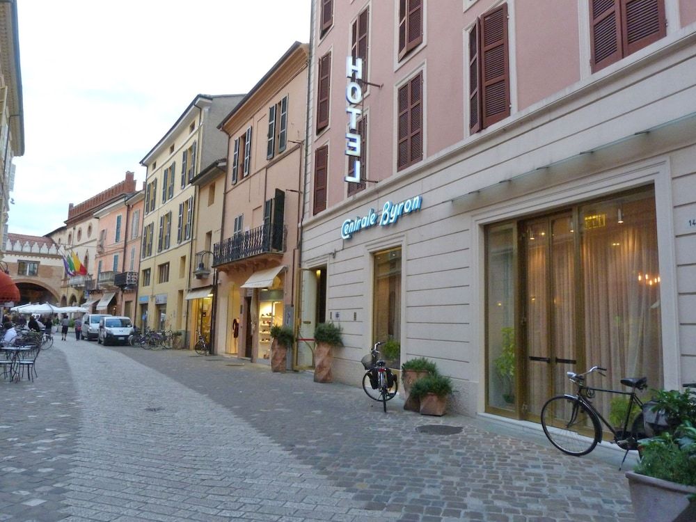 Hotel Centrale Byron 3 estrellas en Ravenna