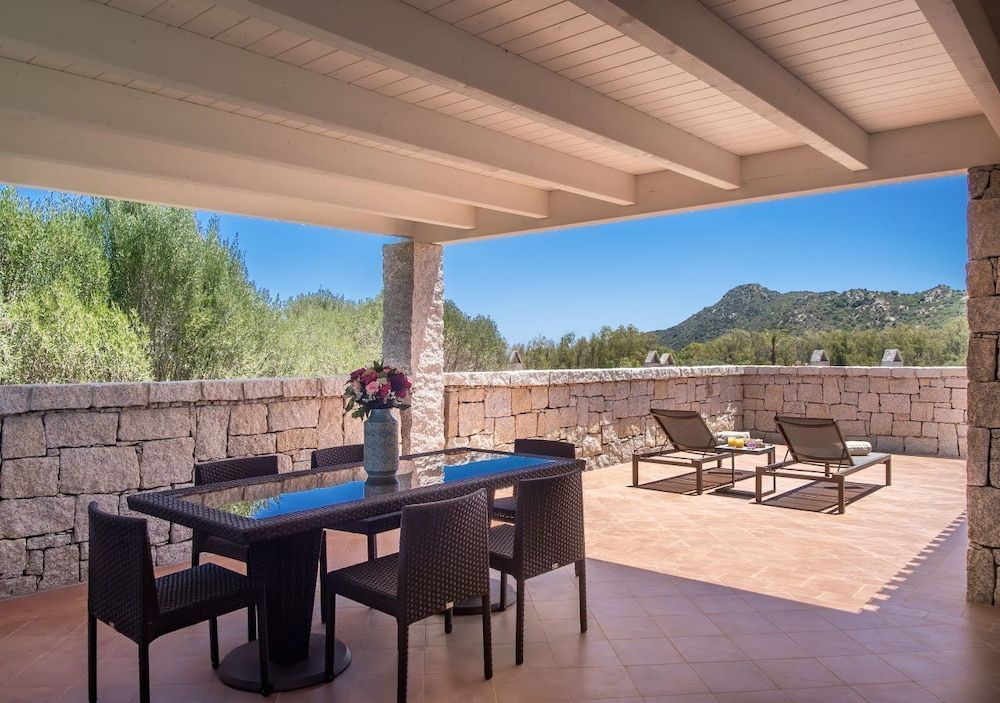 Cala Sinzias Resort 3