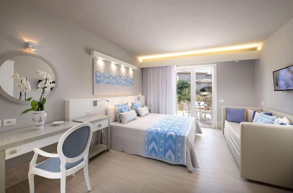 IS SERENAS BADESI RESORT 2