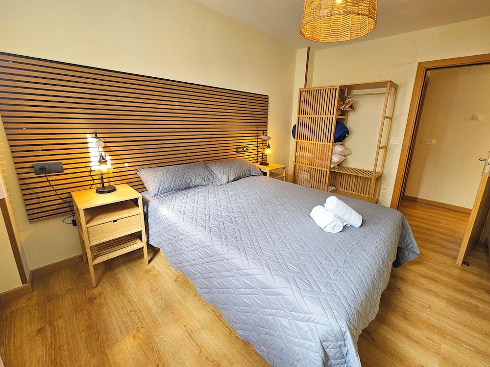 Apartamentos Escarrilla Suites 3000 3