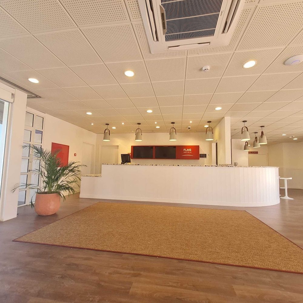 Flag Hotel Lisboa Oeiras 2 estrelas em Oeiras