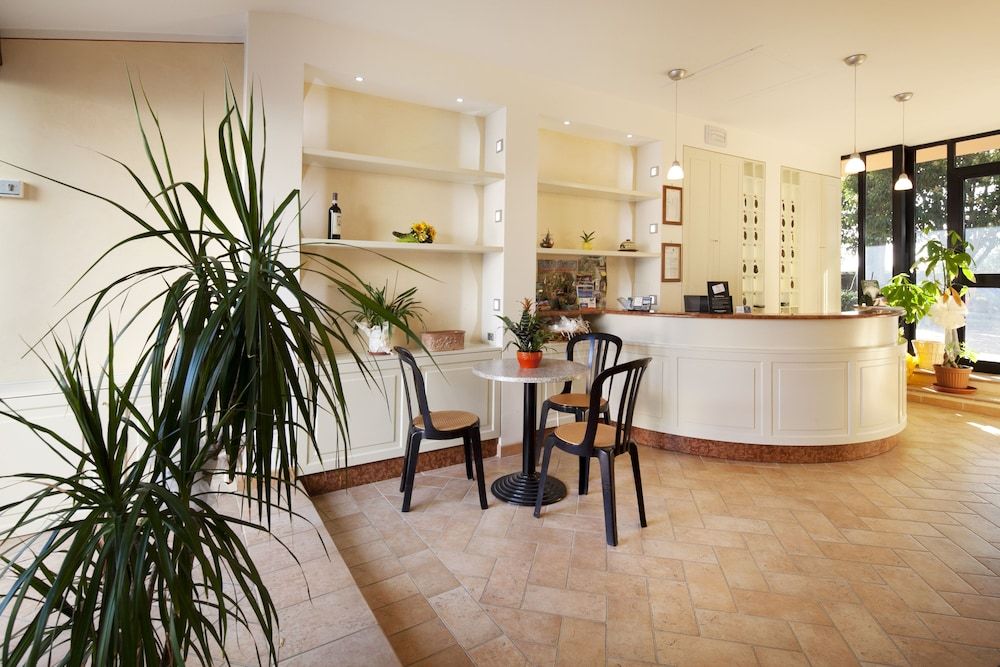 Hotel Bellavista 2 estrelas em Assisi