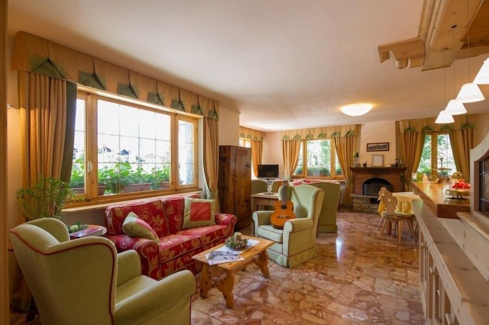 Meuble Cima Bianca Garni 3