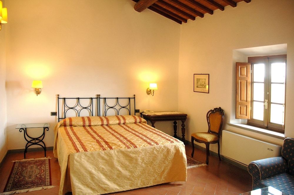 Palazzo Squarcialupi 2