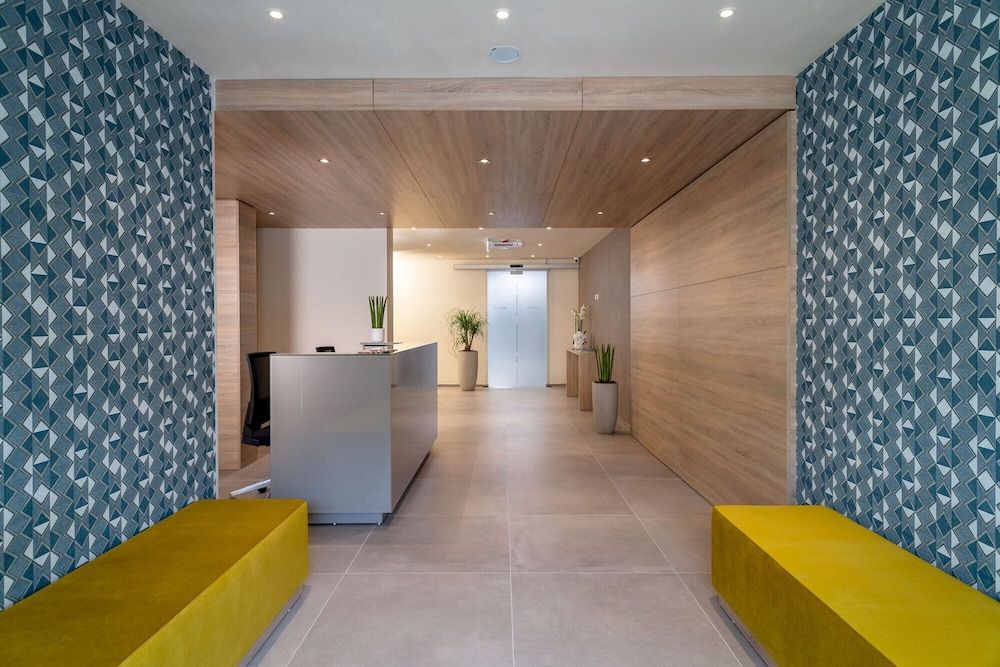 Palace Lido Hotel & Suites 2