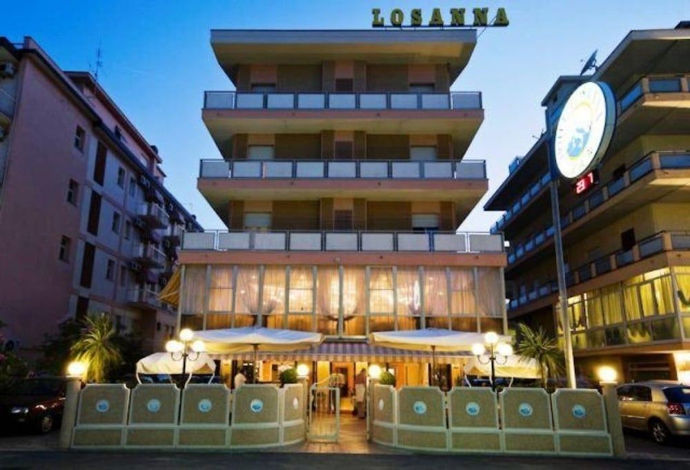 Hotel Losanna 3 estrelas em Cervia