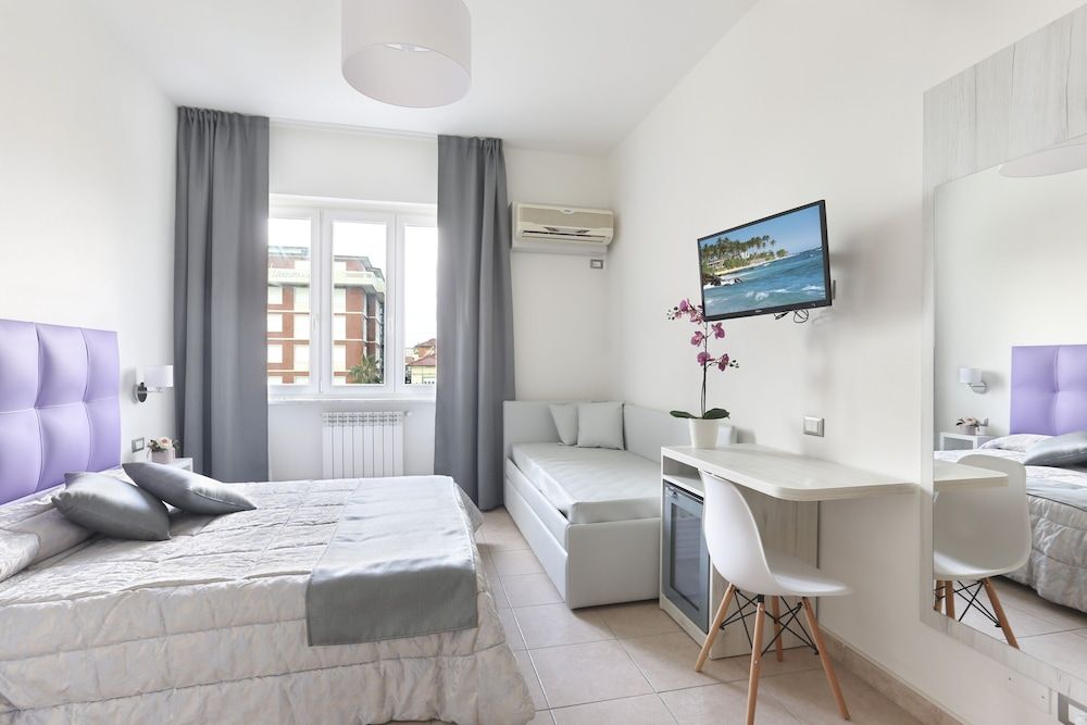 Hotel Nuovo Tirreno 3 estrelas em Lido di Camaiore