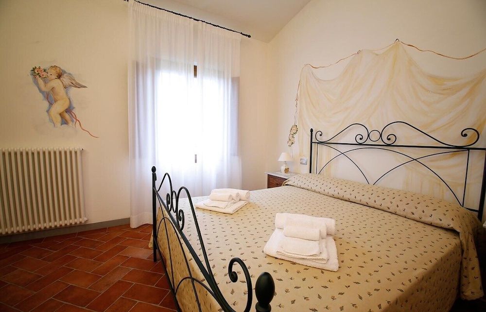 Gatto Bianco Tizzauli 3