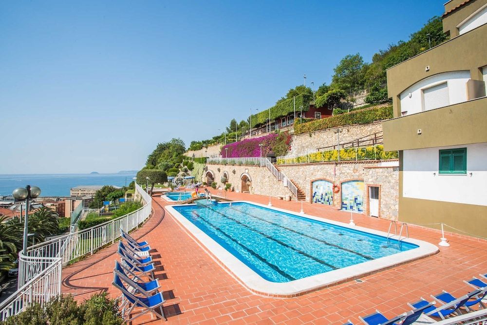 Residence Sant'Anna 3 estrellas en Pietra Ligure