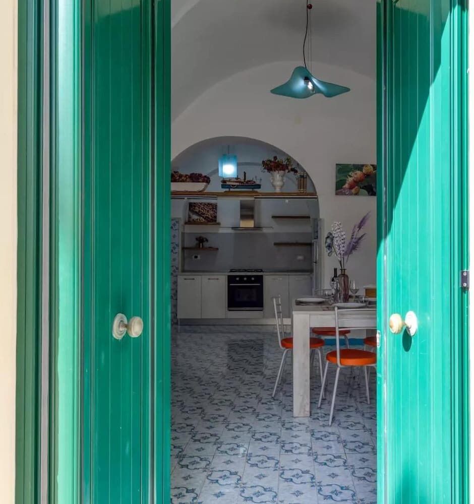 Villa Cesarea Dimora di Charme 2