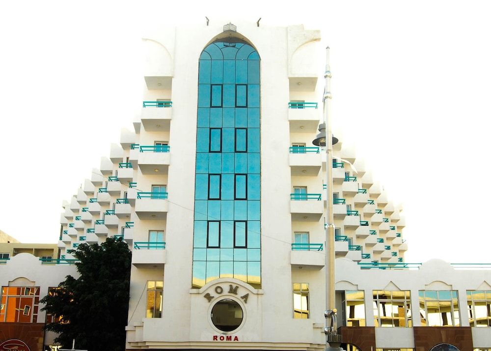 Roma Host Way Hotel & Aqua Park 1