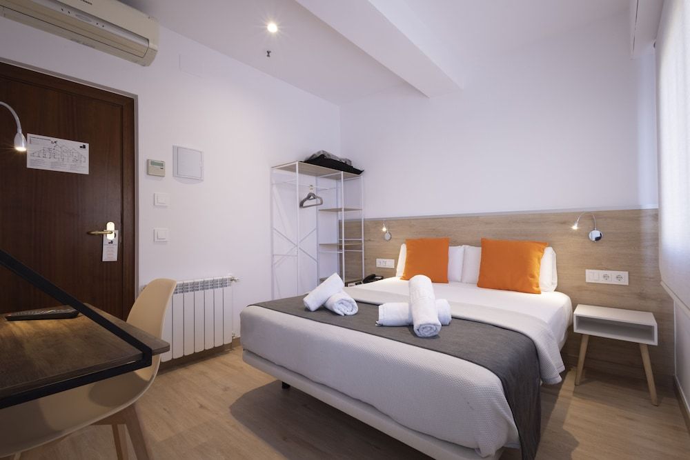 Hostal Sans 1