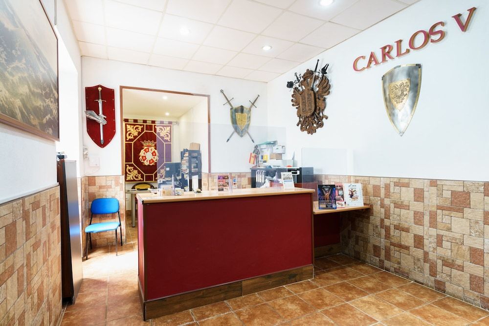 Hotel Carlos V by Viverestays 2
