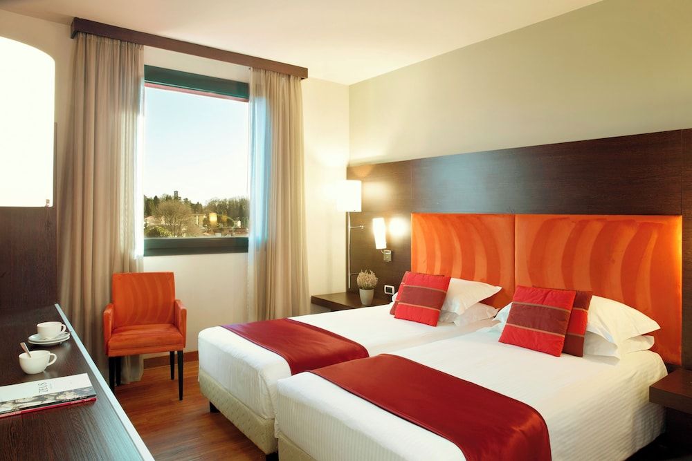 Zeus Essence Dolce by Wyndham Milan Malpensa 3