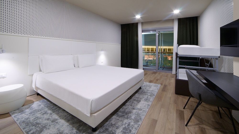 voco Nola Naples Vulcano Buono by IHG 3