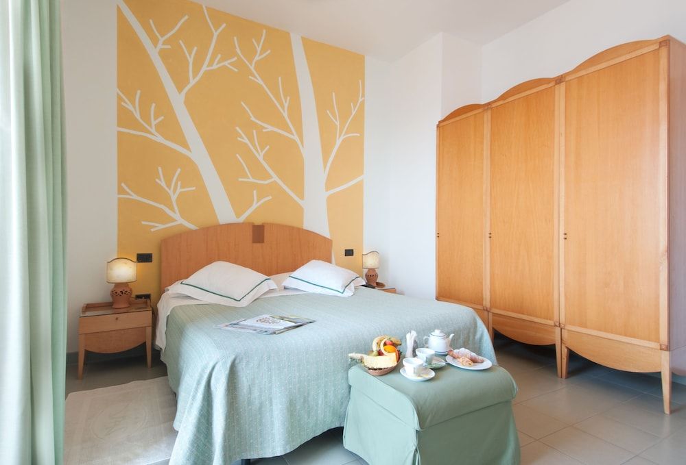 Grand Hotel Mediterraneo 2