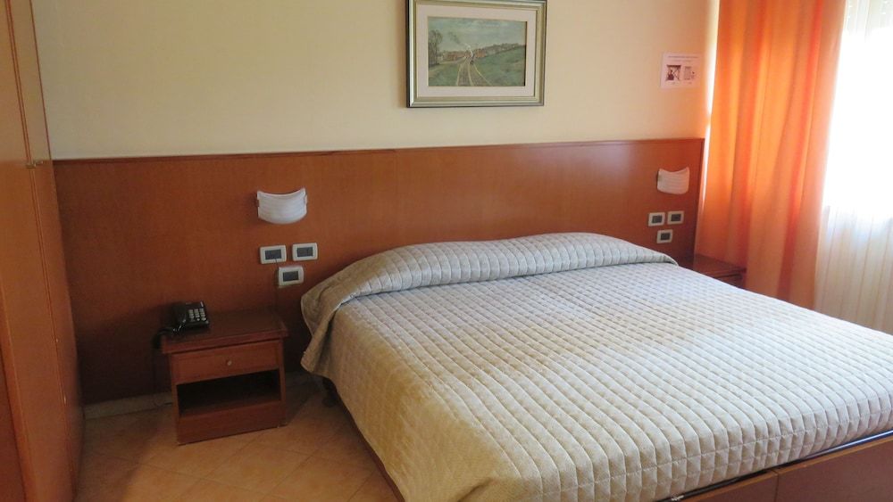 Hotel Oasi Dei Discepoli 3