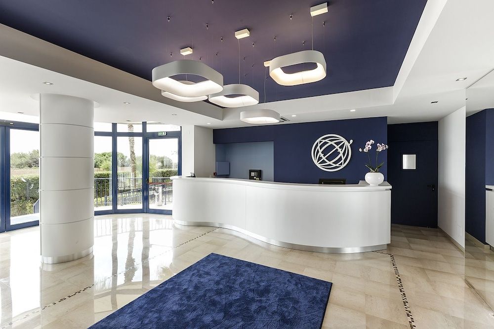 Ticho's Greenblu Hotel 2