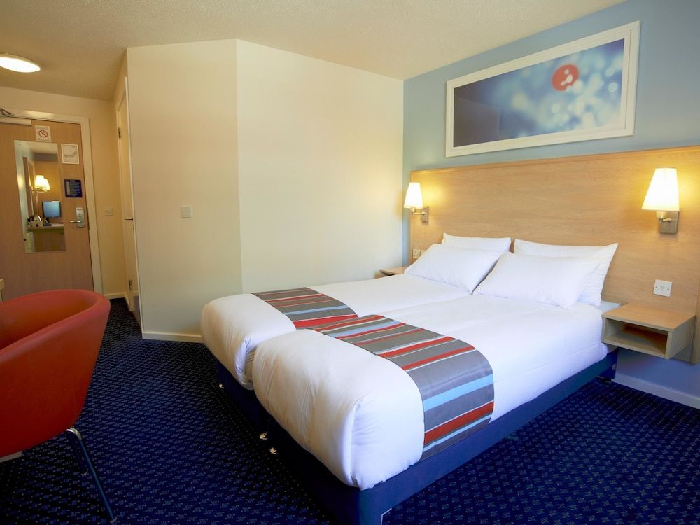 Travelodge Exeter M5 2