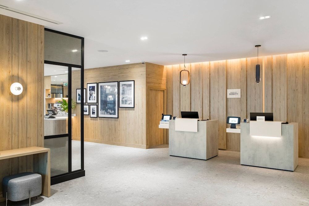 Courtyard by Marriott Inverness Airport 2