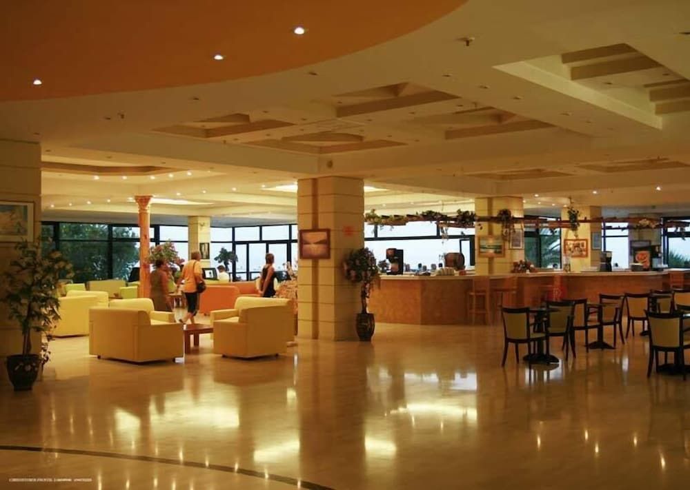 Eri Beach & Village 3