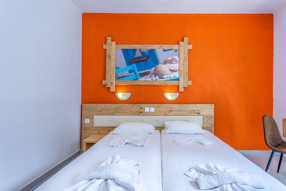 Simple Hotel Hersonissos Blue 3