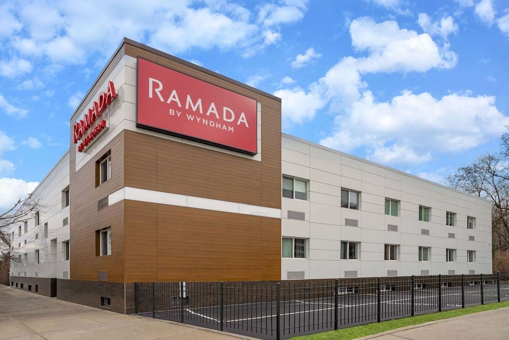 Ramada by Wyndham Bronx 1