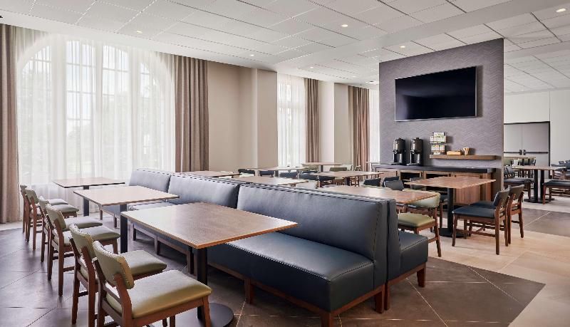 Hyatt Place Chicago Medical/University District 3