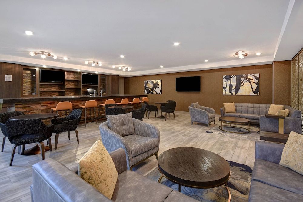 Fairfield Inn & Suites by Marriott Las Vegas Airpo 3